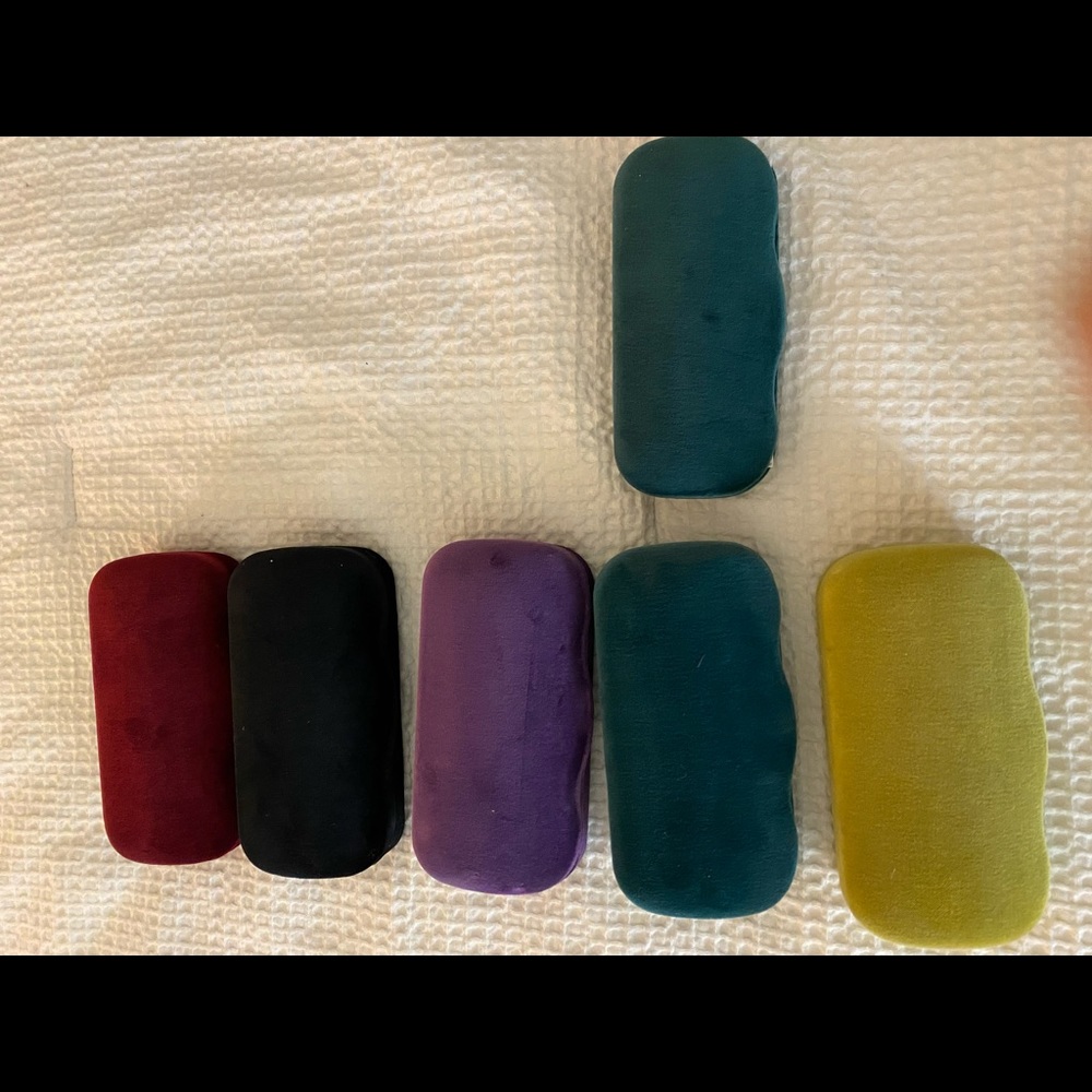 Bundle for sweetwasabi. 2 large Gucci cases, (Teal and yellow).